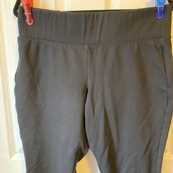 Torrid Black Capri Slim Leg High Rise Leggings Cropped Pants Size 1/1X Pull On - Picture 5 of 7